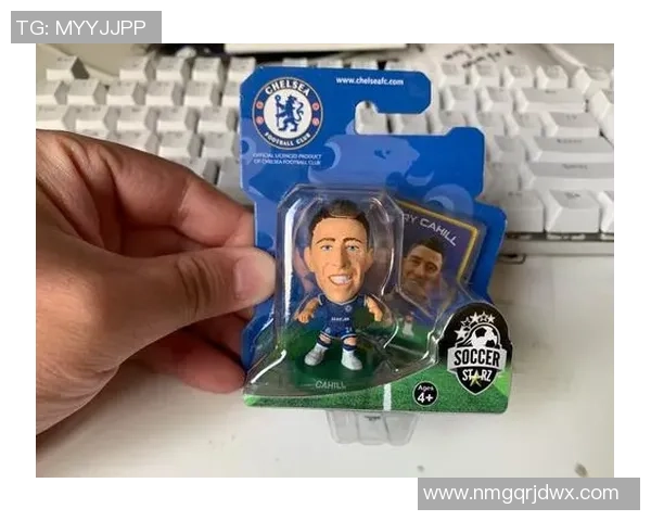 2025年足球人偶球星排名前十强大揭秘：谁才是最具收藏价值的球员人偶