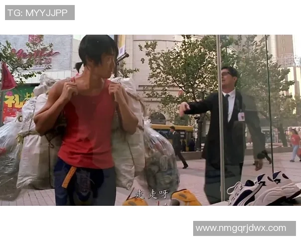 《少林足球星爷单挑街头小混混绝妙逆袭，踢出奇迹》