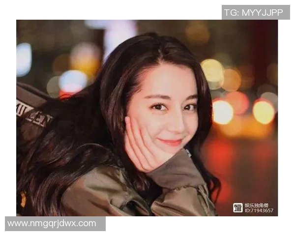 《足球巨星宠粉记：娱乐圈流量之下的爱与荣耀》