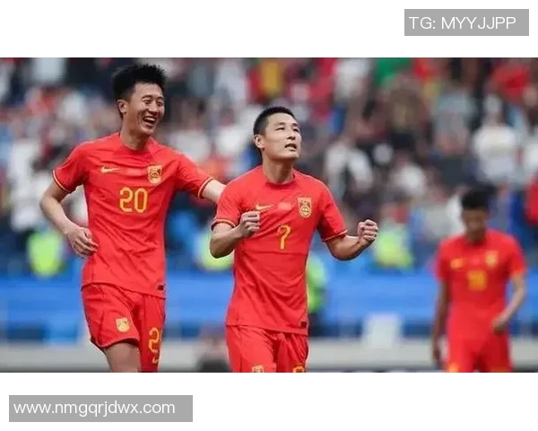 世界级中国足球球星崛起之路：从本土到国际赛场的传奇之旅