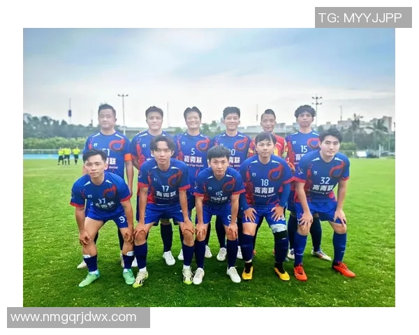 捡到世界杯足球的普通少年逆袭成全球瞩目的足球新星